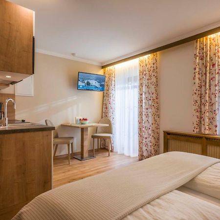 Gaestehaus Knunbauer Mayrhofen Ngoại thất bức ảnh