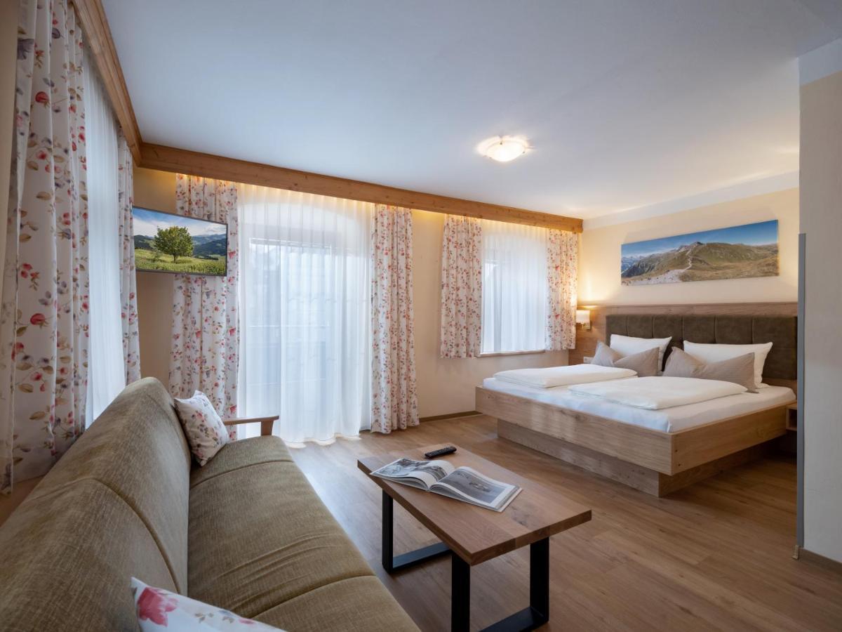 Gaestehaus Knunbauer Mayrhofen Ngoại thất bức ảnh