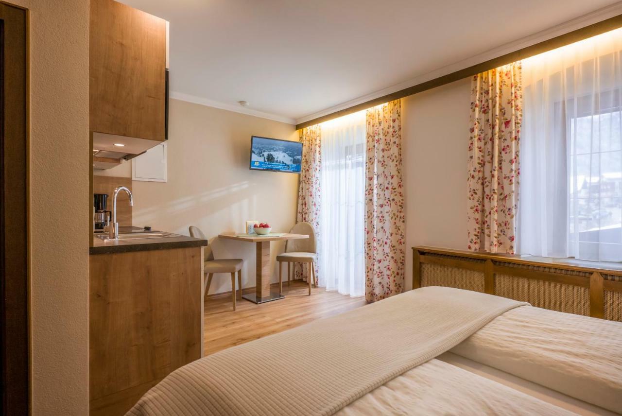 Gaestehaus Knunbauer Mayrhofen Ngoại thất bức ảnh